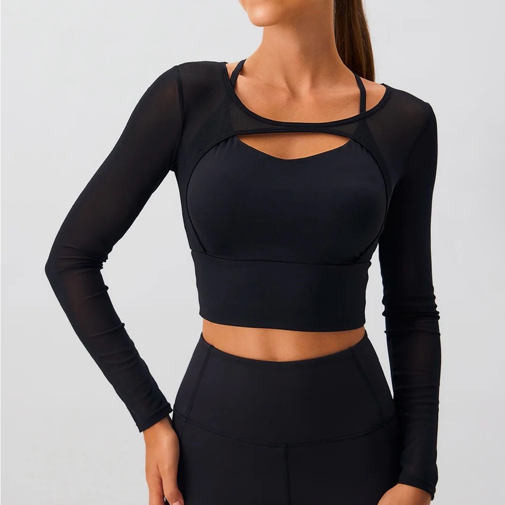 Chic Black Long Sleeve Crop Top